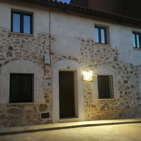Casa Rural El Enebro 4 Estrellas Navamorcuende Eksteriør bilde